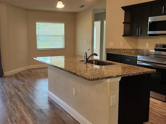 4th image of 2601 Tolman Ave SE