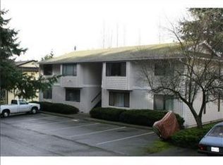 775 High School Rd NW, Bainbridge Island, WA 98110