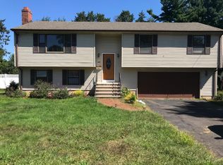 770 Ridge Rd, Wethersfield, CT 06109