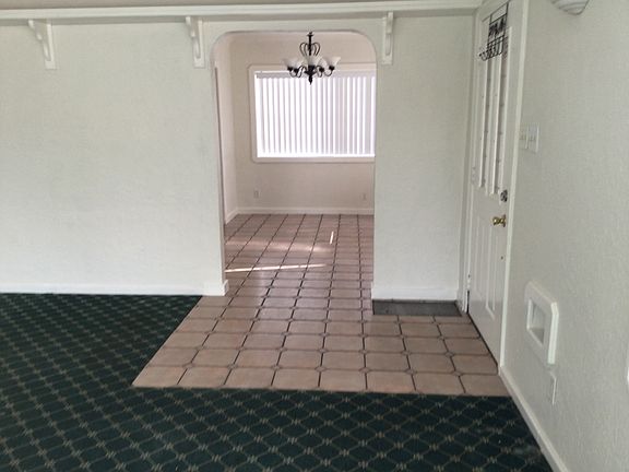 5th image of 222 W 10th St