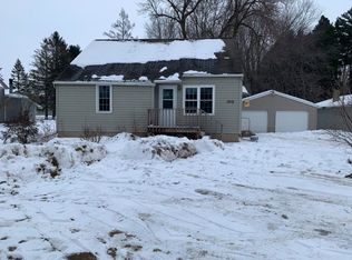 1012 Division St, Withee, WI 54498