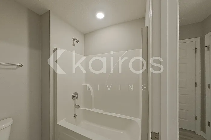 4820 Malay Cir — Photo 24