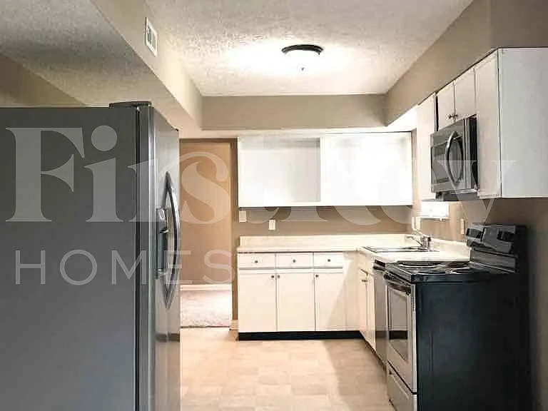 5683 Colonist Cir — Photo 7