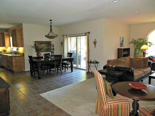 2nd image of 23865 Woodhaven Pl