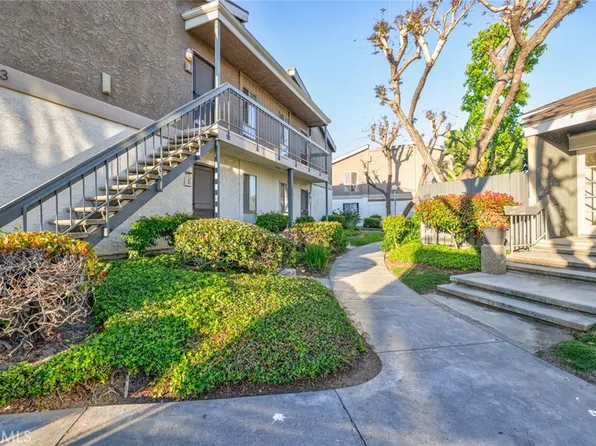 2813 S Fairview St Unit E, Santa Ana, CA 92704
