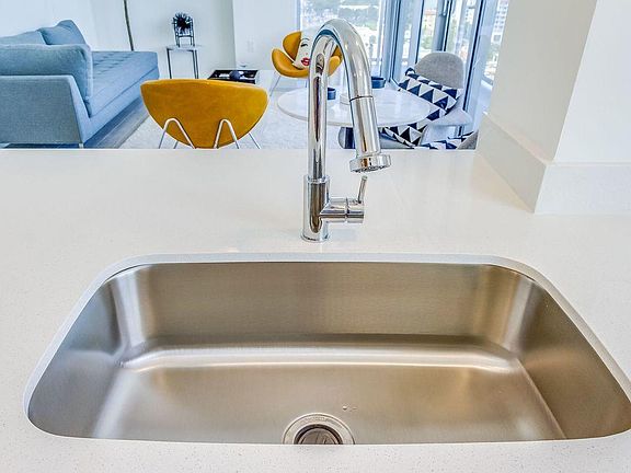 3rd image of 2501 Biscayne Blvd #1109