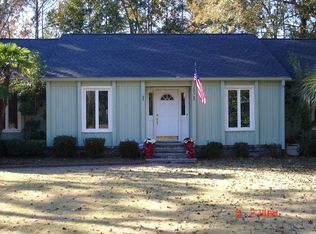 1012 Law Ln, Mount Pleasant, SC 29464