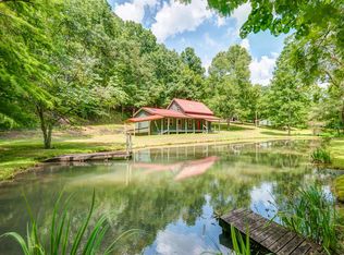 392 Mercer Rd, Linden, TN 37096