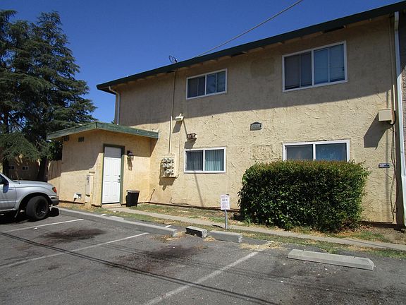 3rd image of 4561 Ashcroft Ave