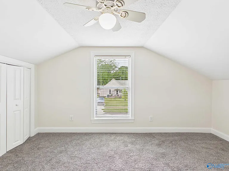 501 Prospect Dr SE — Photo 28