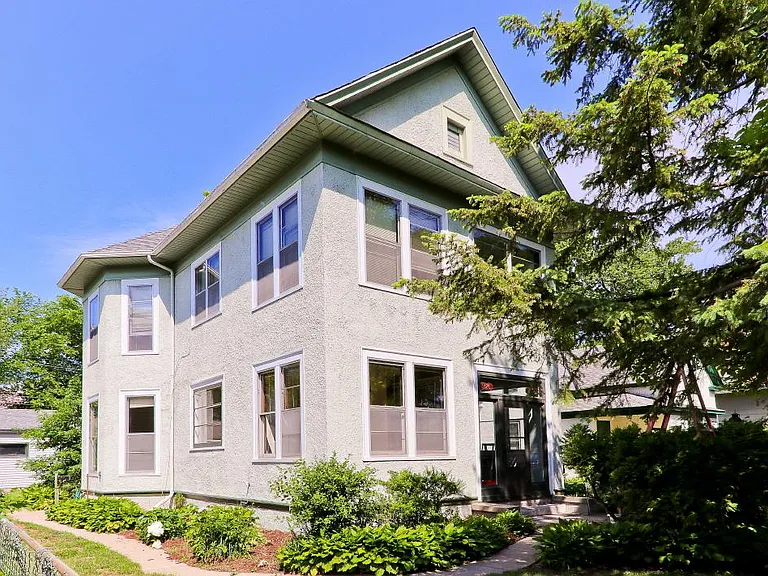 3724 Lyndale Ave S — Photo 1