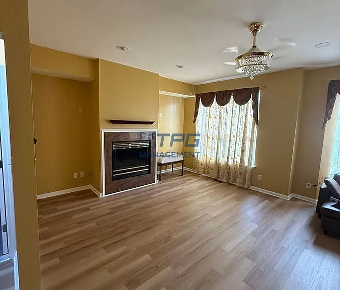 9 Clearbrook Ln — Photo 2