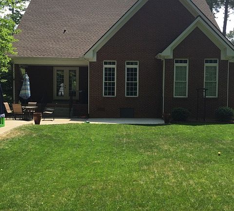 5th image of 105 Pine Needle Court