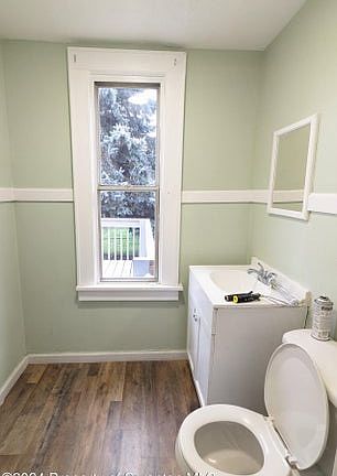 3rd image of 1317-1319 Jackson St #1317