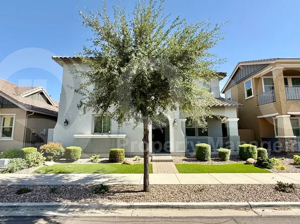 4527 E Skousen St, Gilbert, AZ 85295