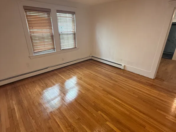 66 Elm St APT 1, Cambridge, MA 02139