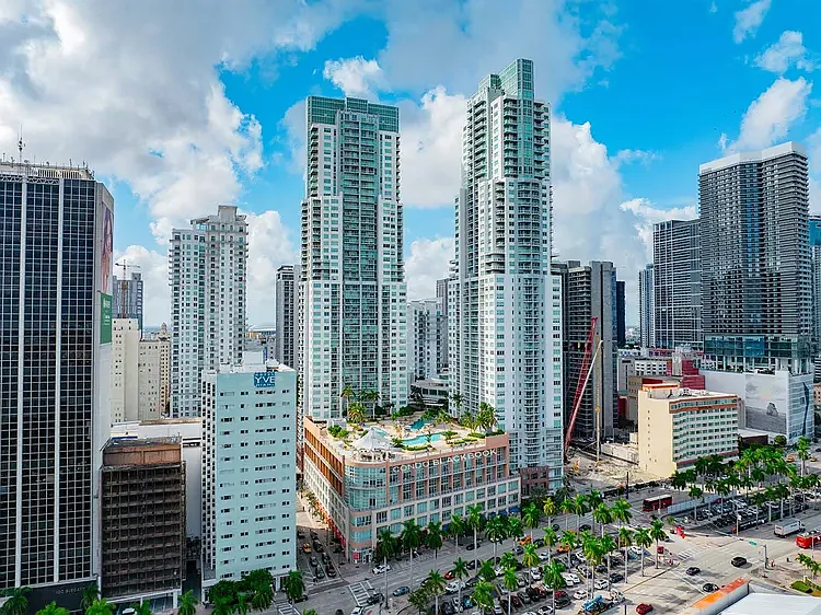 244 Biscayne Blvd #240