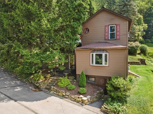 124 Oakdale Rd, North Versailles, PA 15137