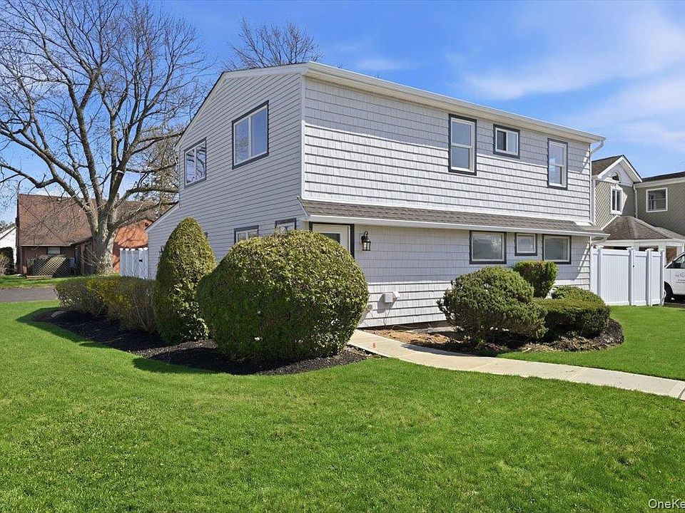 1st image of 61 Gardiners Avenue