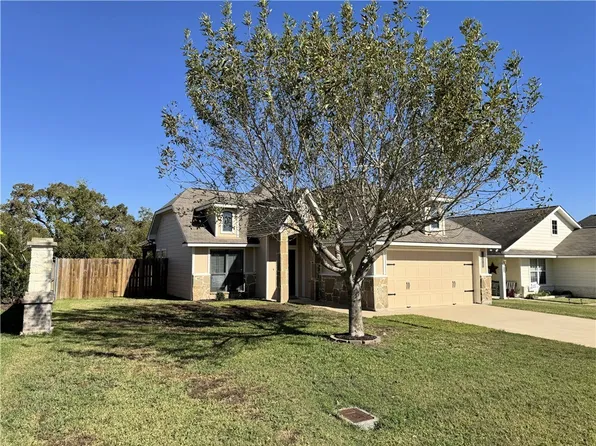 201 Fieldstone Pl, College Station, TX 77845