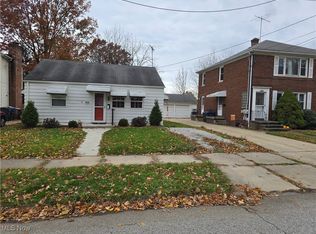 1864 17th St, Cuyahoga Falls, OH 44223