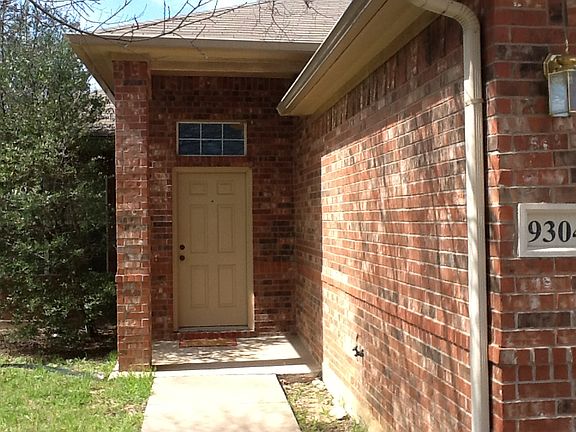 3rd image of 9304 Aubree Ct