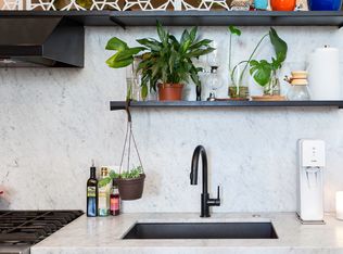 247 4th St APT 306, Oakland, CA 94607