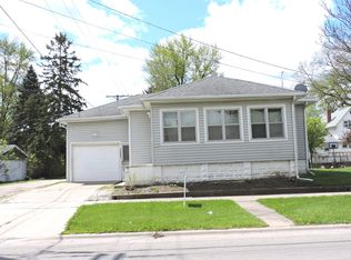 1344 E River St, Kankakee, IL 60901