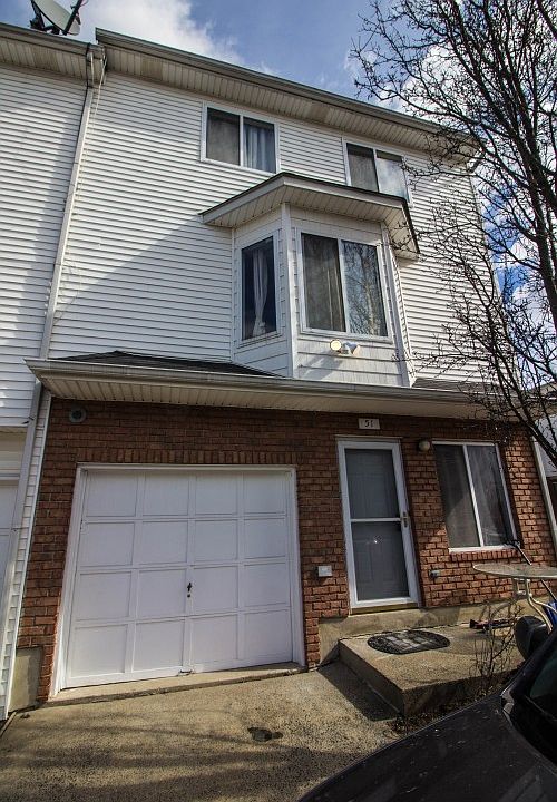 1st image of 51 Amanda Ct