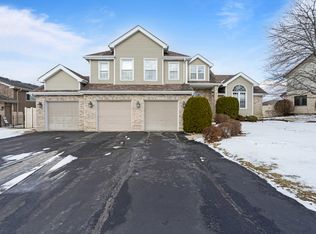 9920 Sussex Ct, Mokena, IL 60448