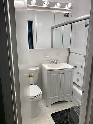 Sold by R New York | media 4