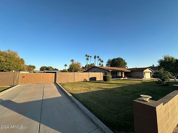 2nd image of 3305 N 107TH Avenue