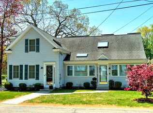 5 3rd St, Ayer, MA 01432