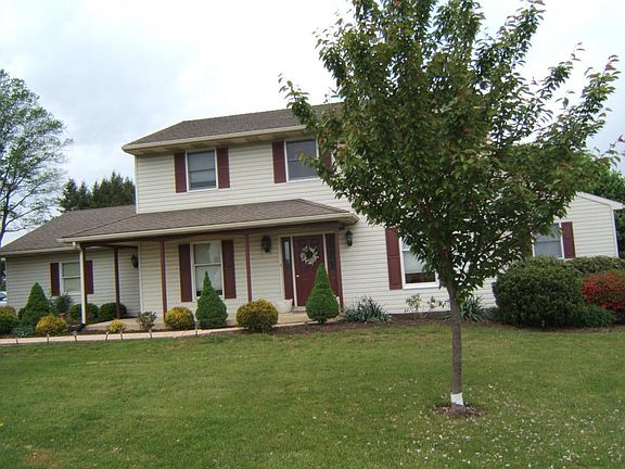 2nd image of 29 Dublin Dr