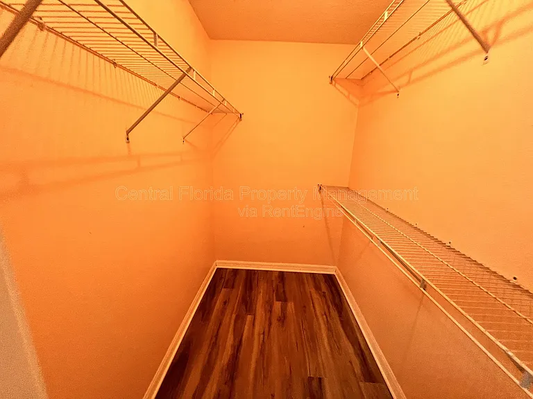 1821 Courtland St — Photo 15