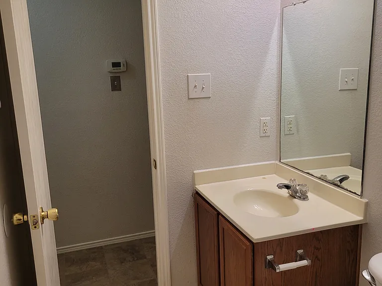 2608 Plantation Dr — Photo 20
