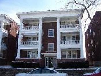 2nd image of 4314 Oak St APT 2N