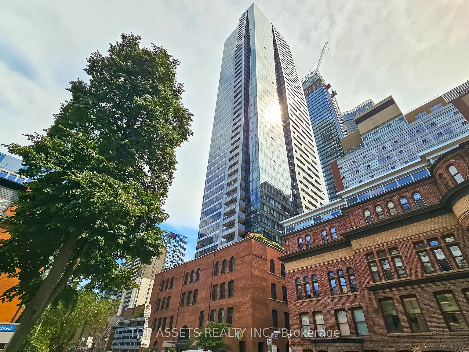 1 bed, $2,500 — Photo 1