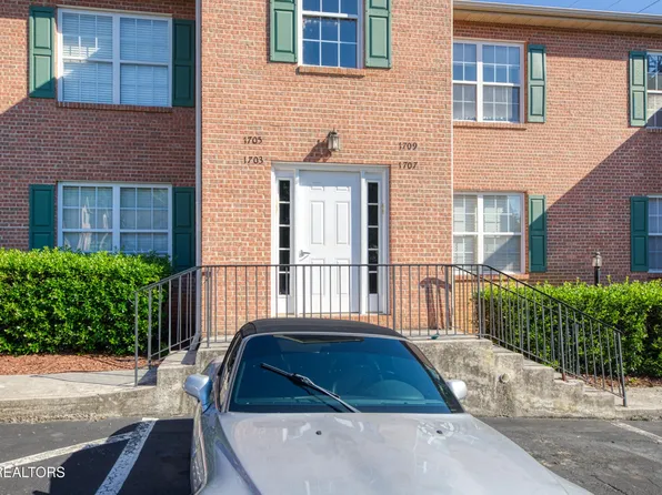 1709 Maple View Way #4A, Knoxville, TN 37918