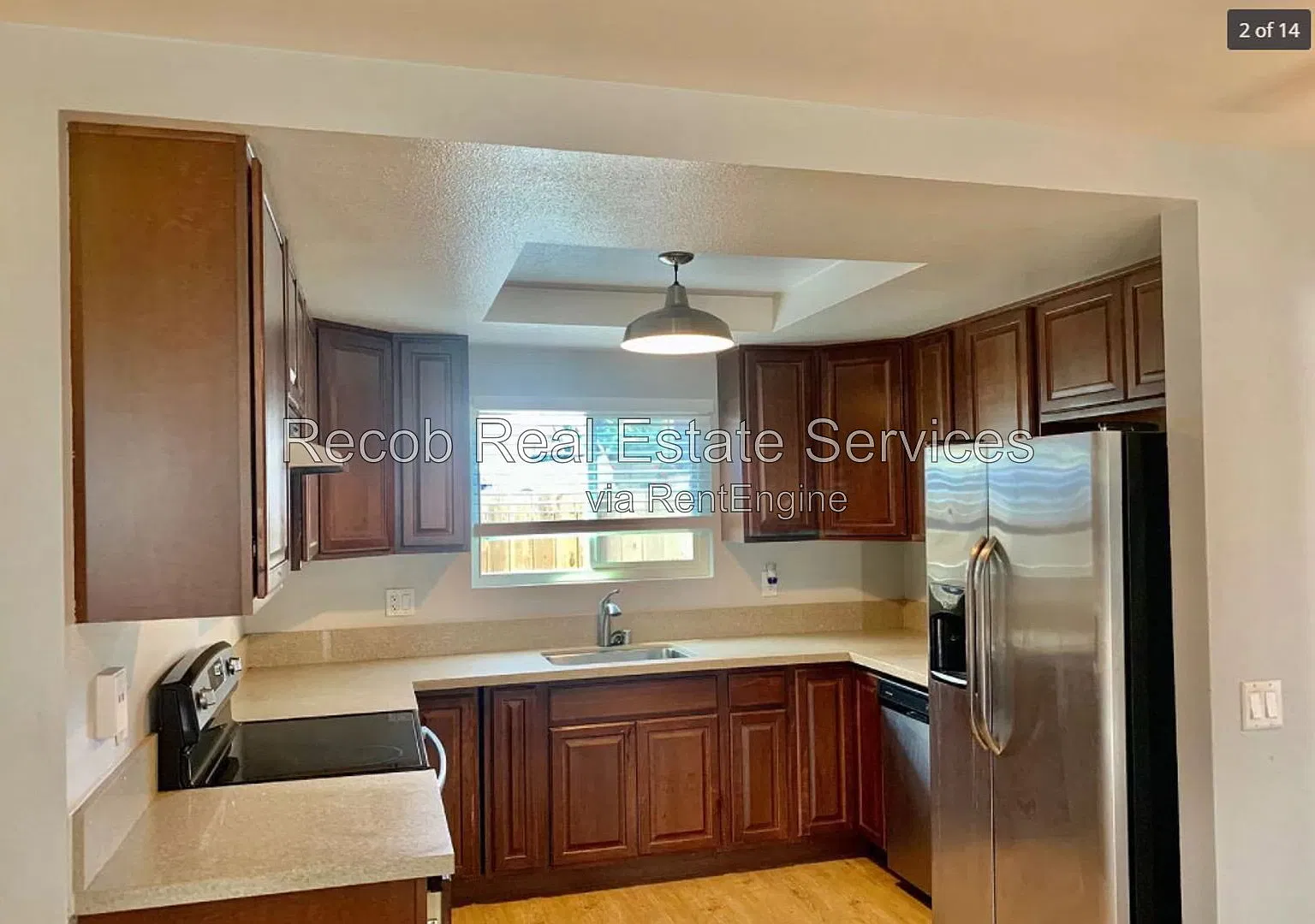 2 bed, 2.0 bath, 800 sqft, $2,200 — Photo 2