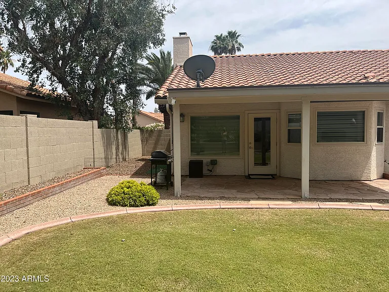 5508 E Kelton Ln — Photo 14