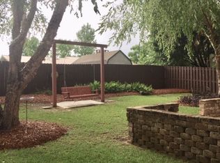 140 Princeton Dr, Dothan, AL 36301