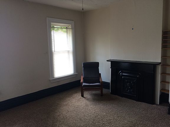 4th image of 64 1/2 W Starr Ave