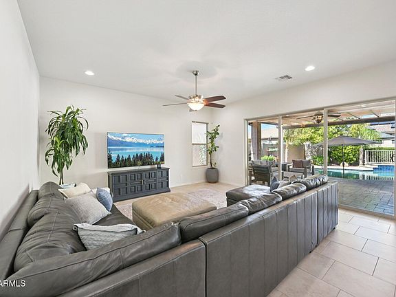 5th image of 4224 N 161ST Avenue