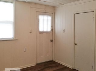 1034 W Macon St #A, Decatur, IL 62522