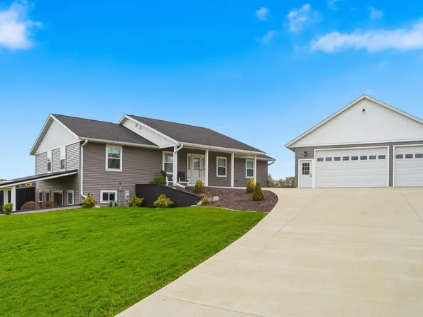 24-123 Wagon Wheel Dr, Lanark, IL 61046