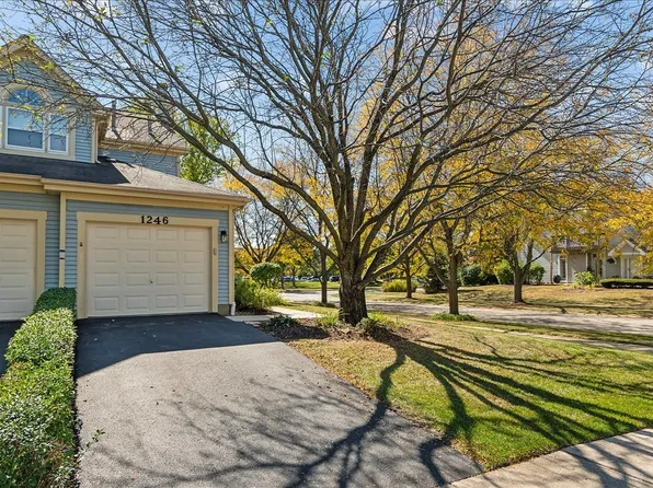 1246 Tennyson Ln Unit 1246, Naperville, IL 60540