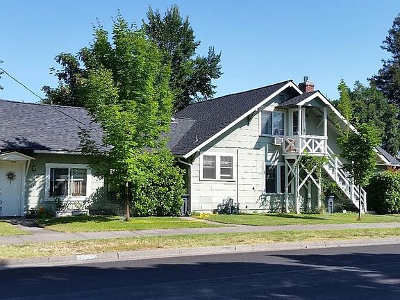 3rd image of 424 S Grape St #3