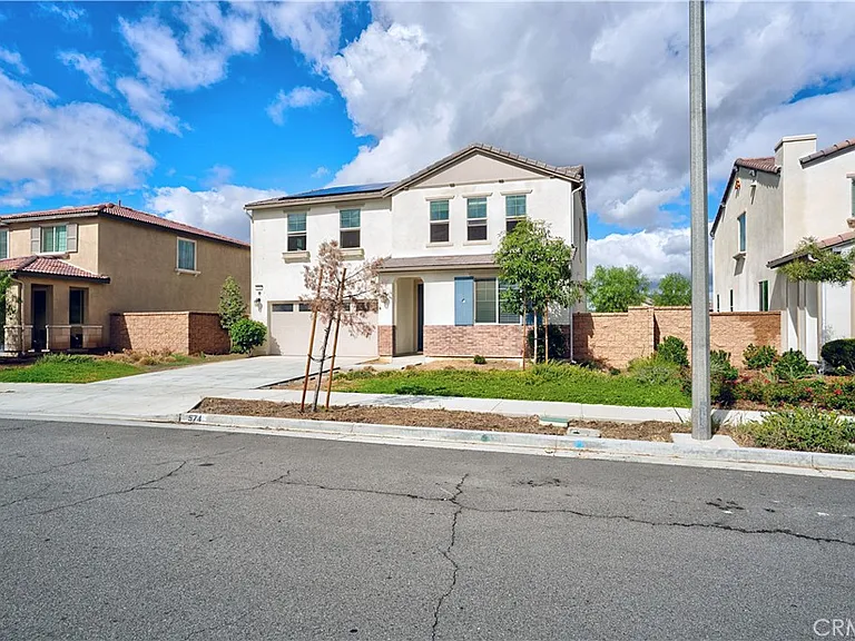 574 Feeder St — Photo 12