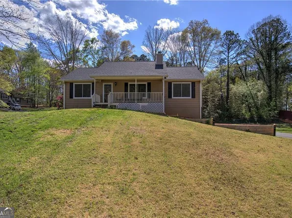 53 Lazy Water Dr SW, Cartersville, GA 30120